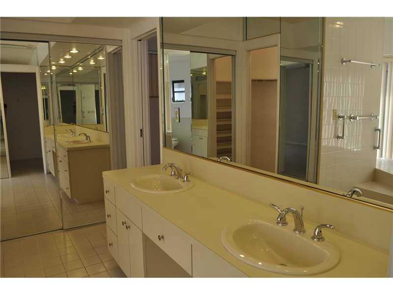 13 55 40 ROLLINGWOOD ESTS - Residential Lease