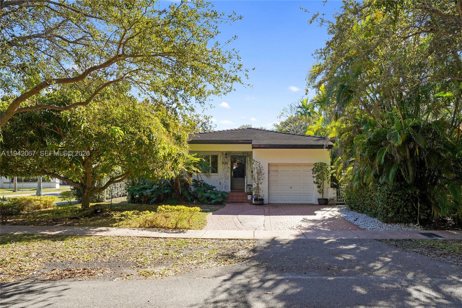 CORAL GABLES SEC B - Residential