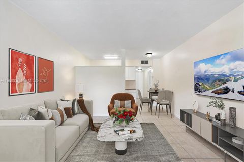 View photos, virtual tours, details... 1715 N 16th Ave 215 Hollywood FL 33020