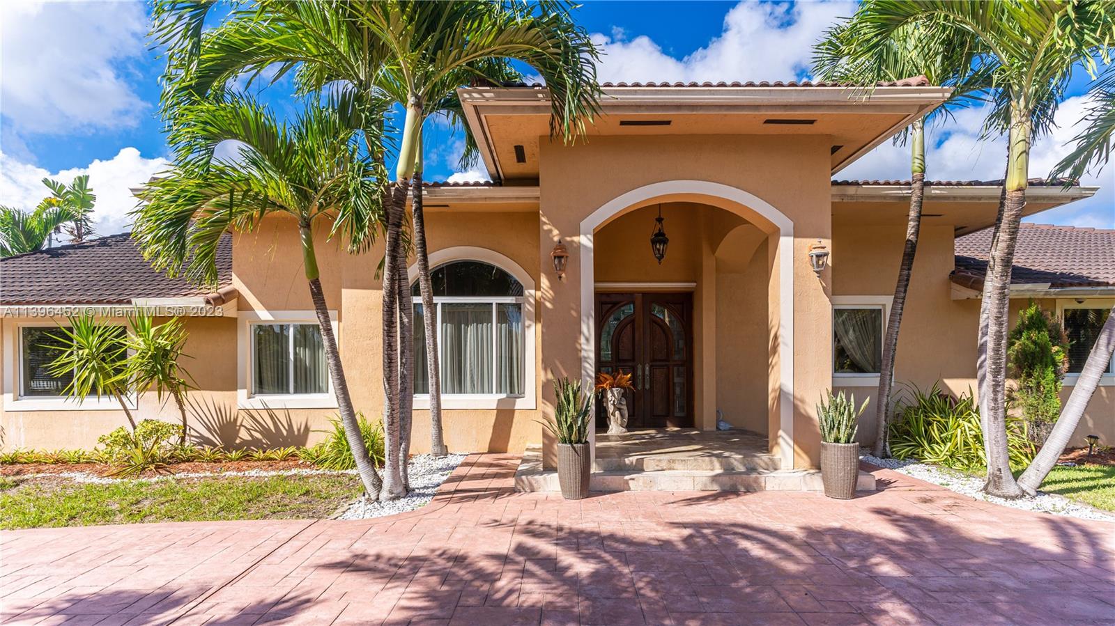 PARKER COUNTRY ESTATES 1S - Residential