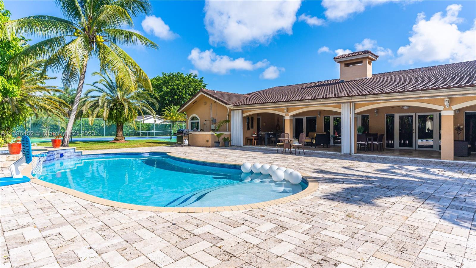 PARKER COUNTRY ESTATES 1S - Residential