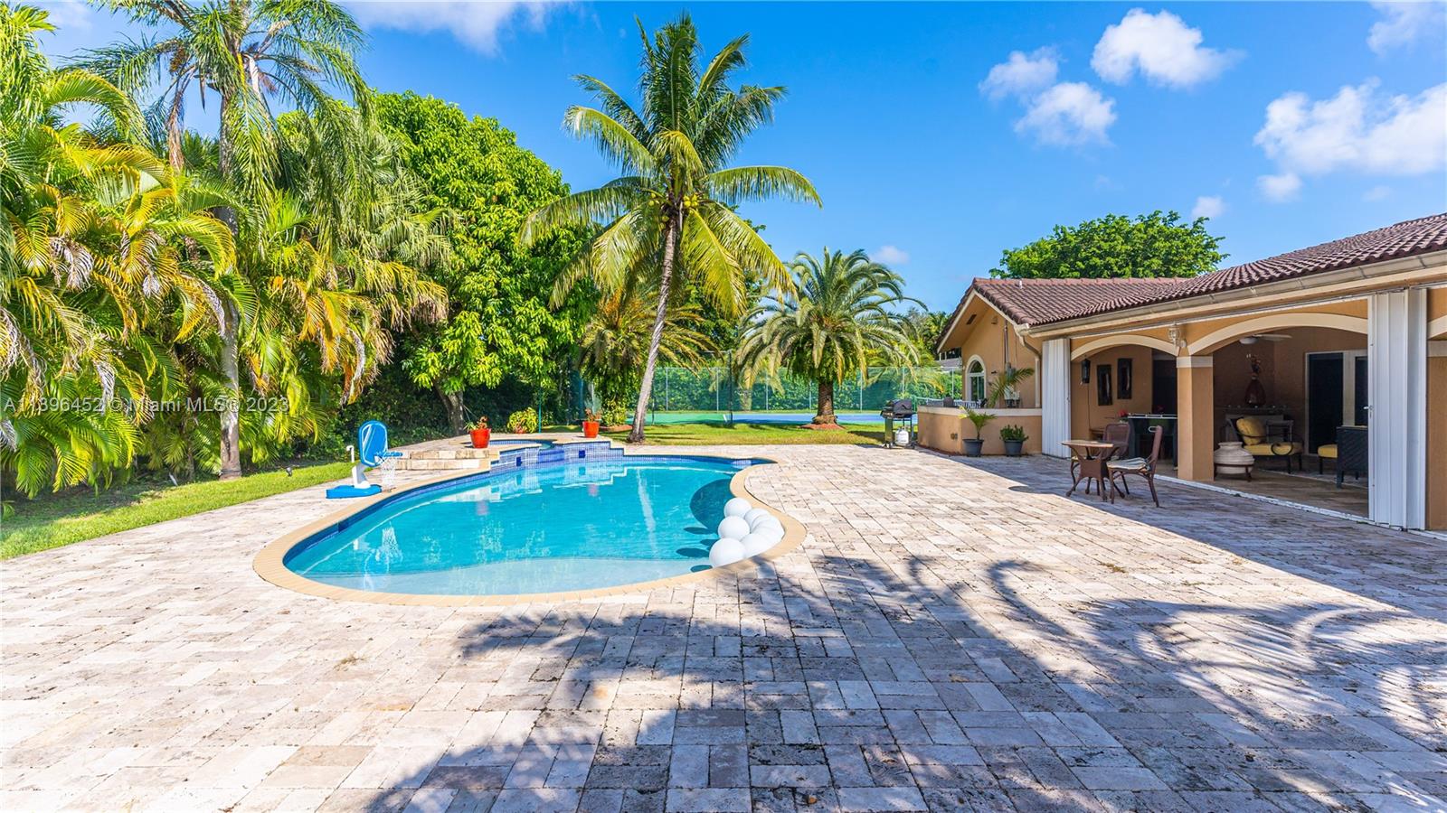 PARKER COUNTRY ESTATES 1S - Residential