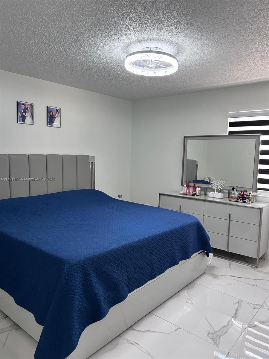 COUNTERPOINT ESTATES 11 - Residential Lease