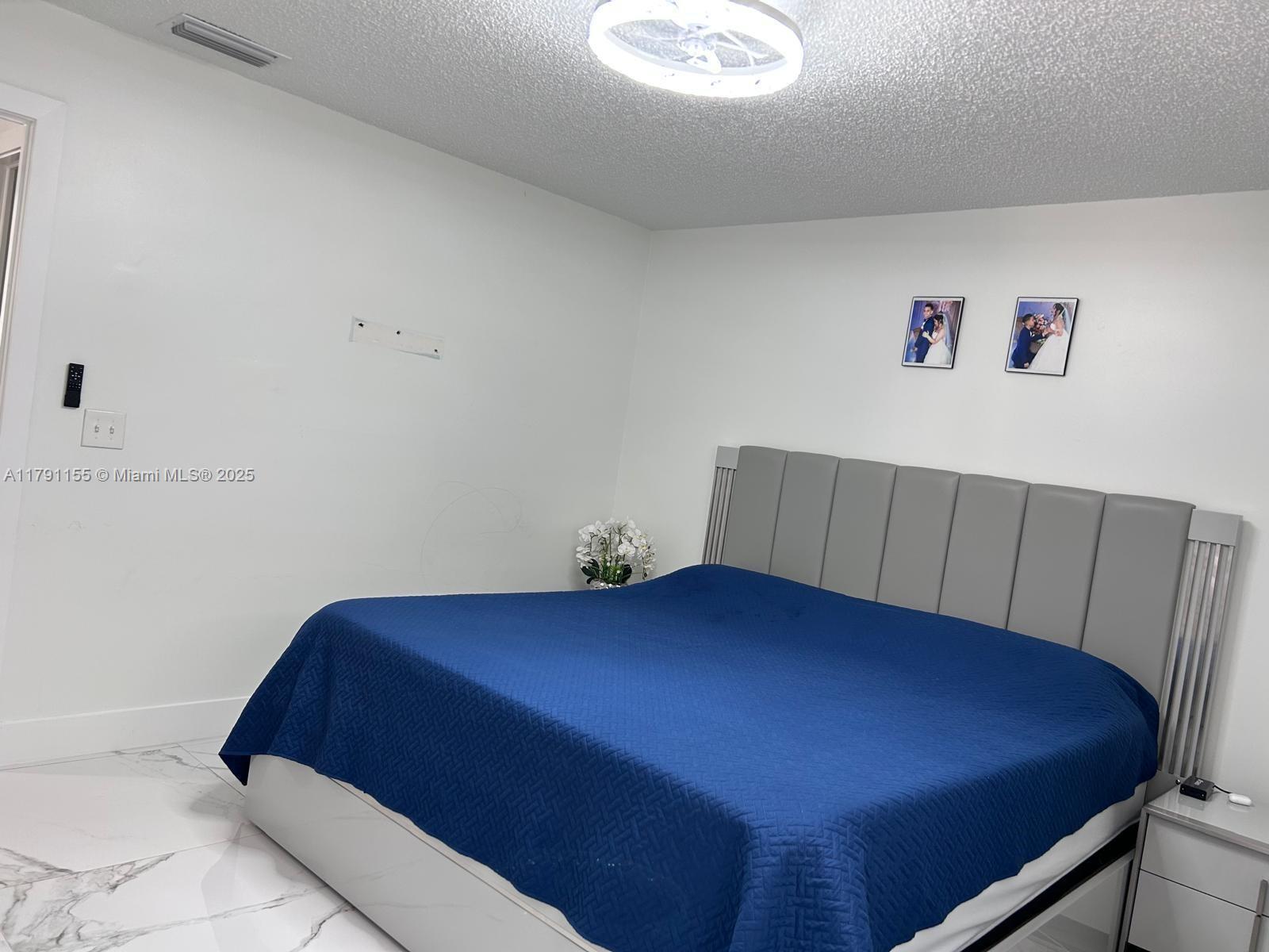 COUNTERPOINT ESTATES 11 - Residential Lease