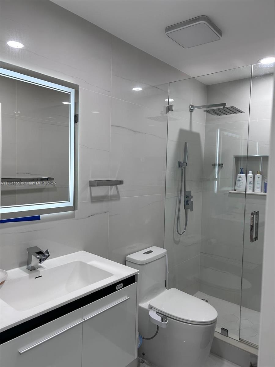 1148 Grandview Cir -