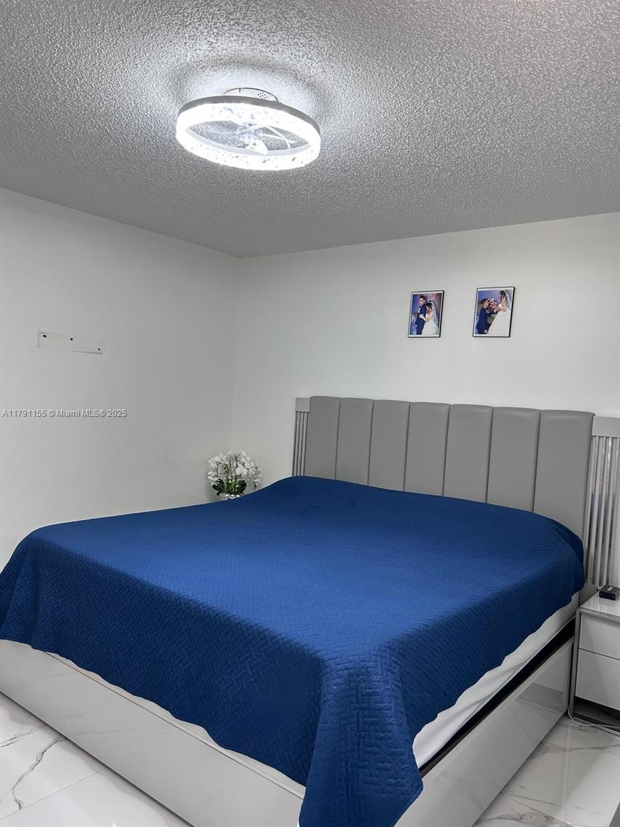 COUNTERPOINT ESTATES 11 - Residential Lease