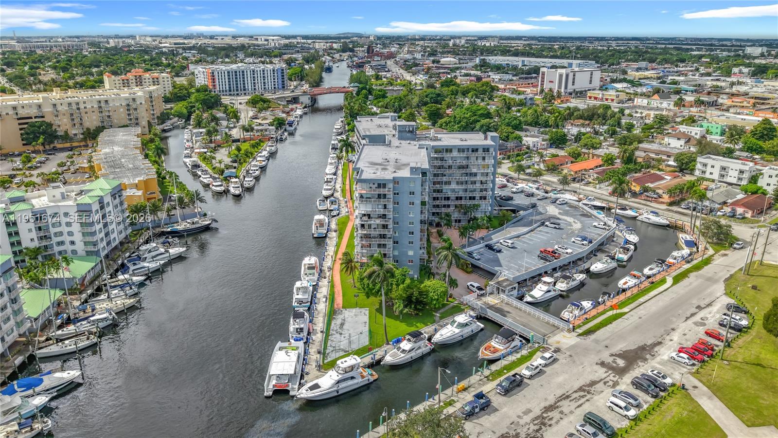 1800 NW 24th Ave 1020 - Image 1