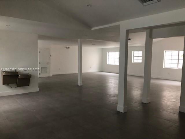 929 Collins Ave 2A