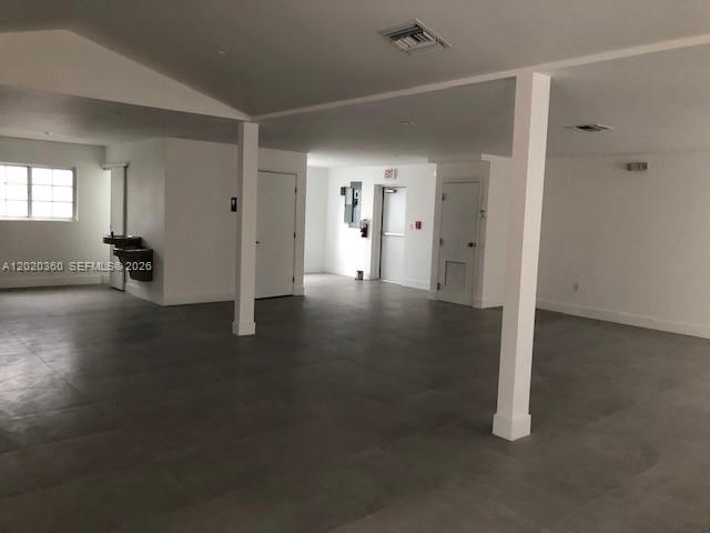 929 Collins Ave 2A