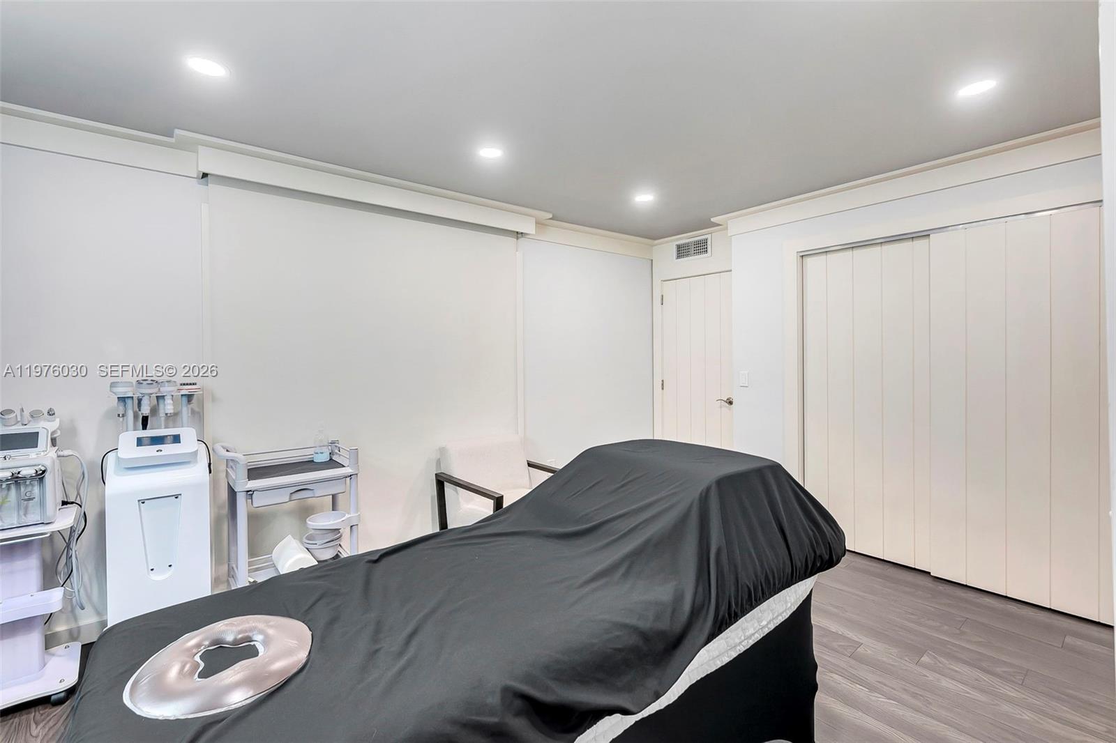 BOCA RANCHO 2 - Residential Lease