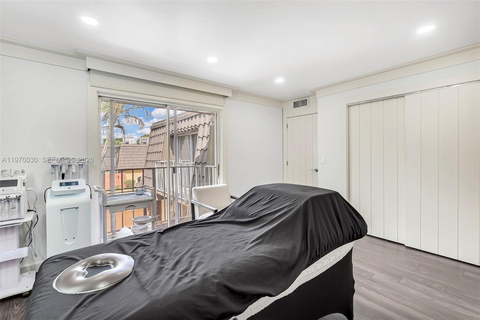 BOCA RANCHO 2 - Residential Lease