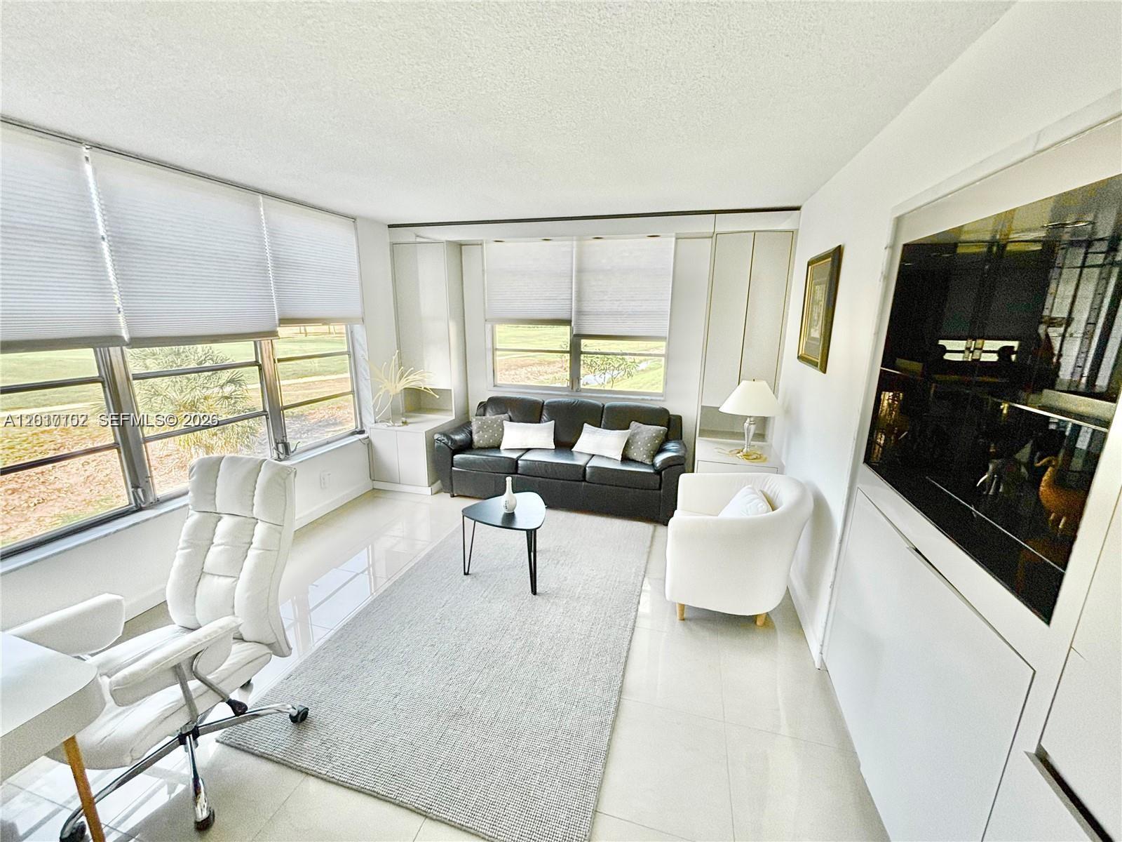 NO 34 PALM-AIRE COUNTRY C - Residential