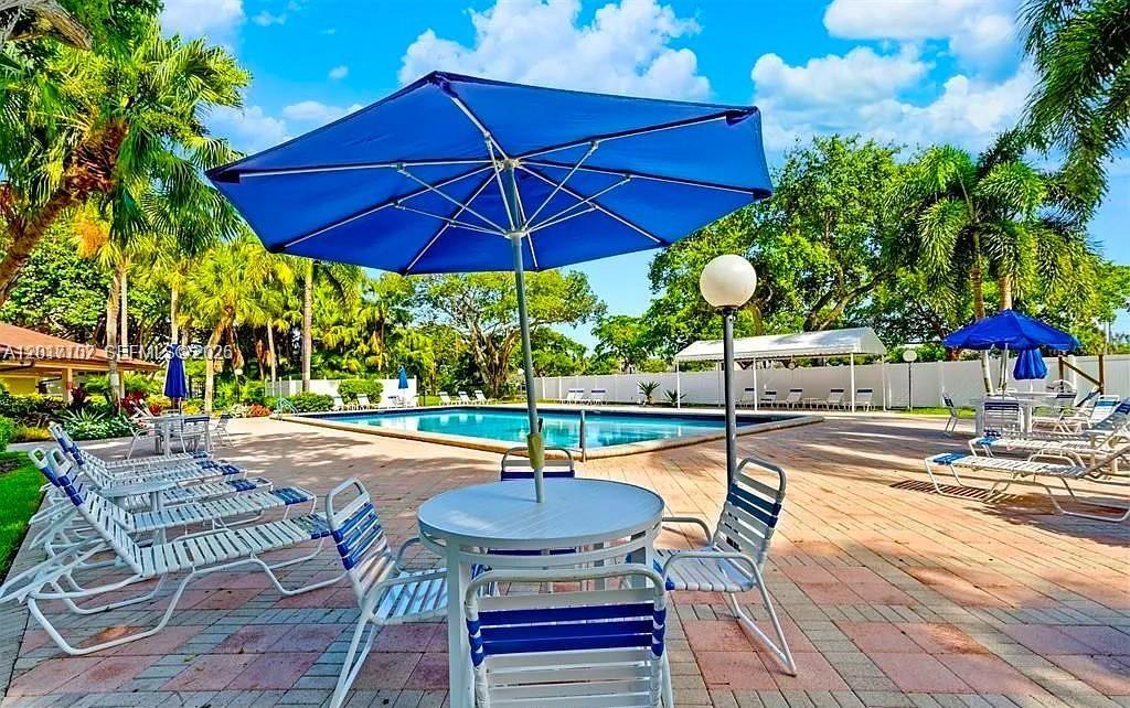 NO 34 PALM-AIRE COUNTRY C - Residential