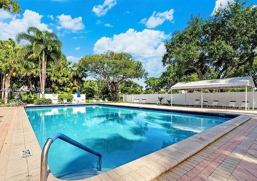 NO 34 PALM-AIRE COUNTRY C - Residential