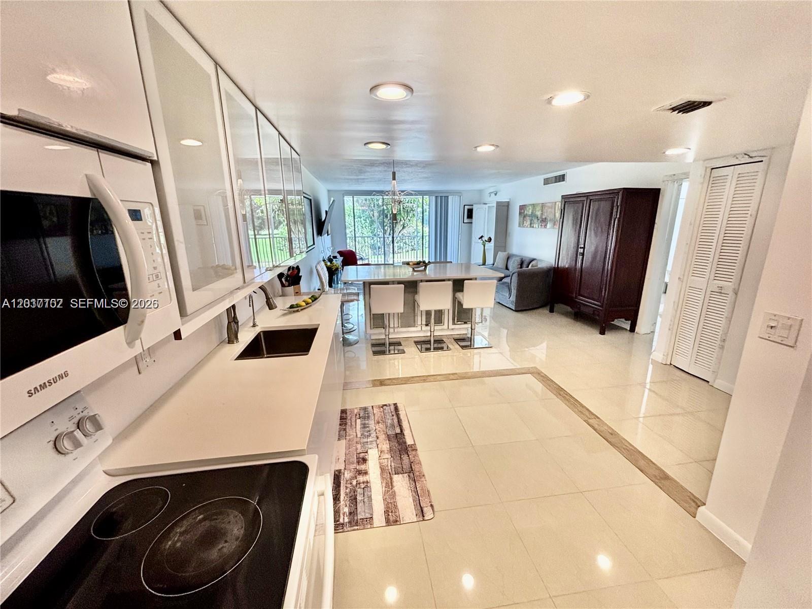 NO 34 PALM-AIRE COUNTRY C - Residential