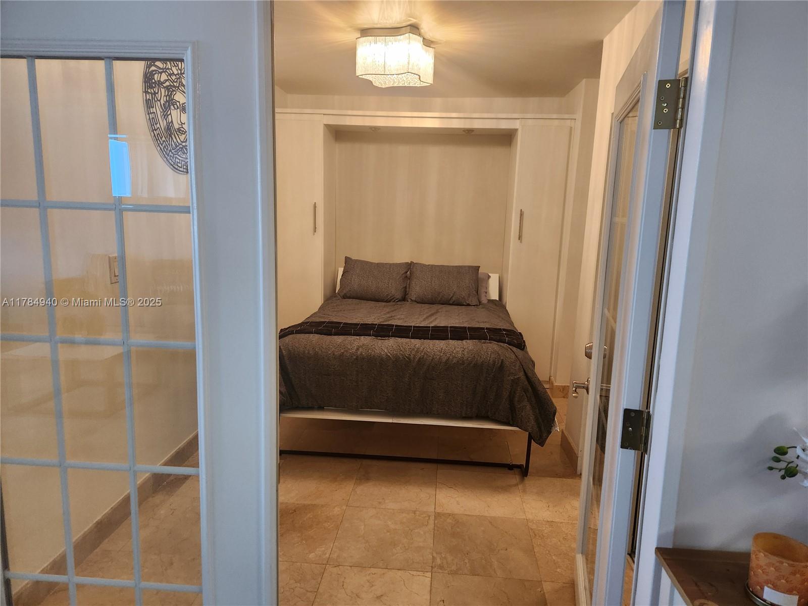 SEA AIR TOWERS CONDO - Residential Lease