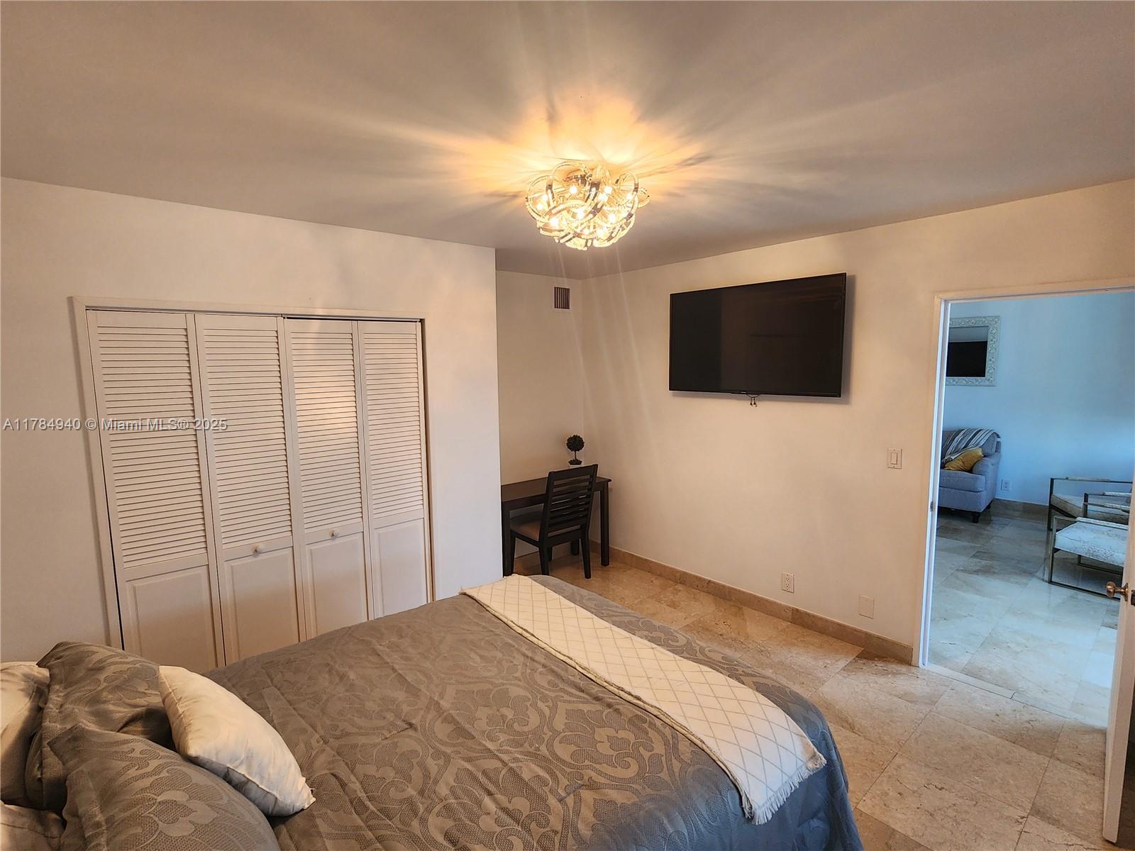 SEA AIR TOWERS CONDO - Residential Lease