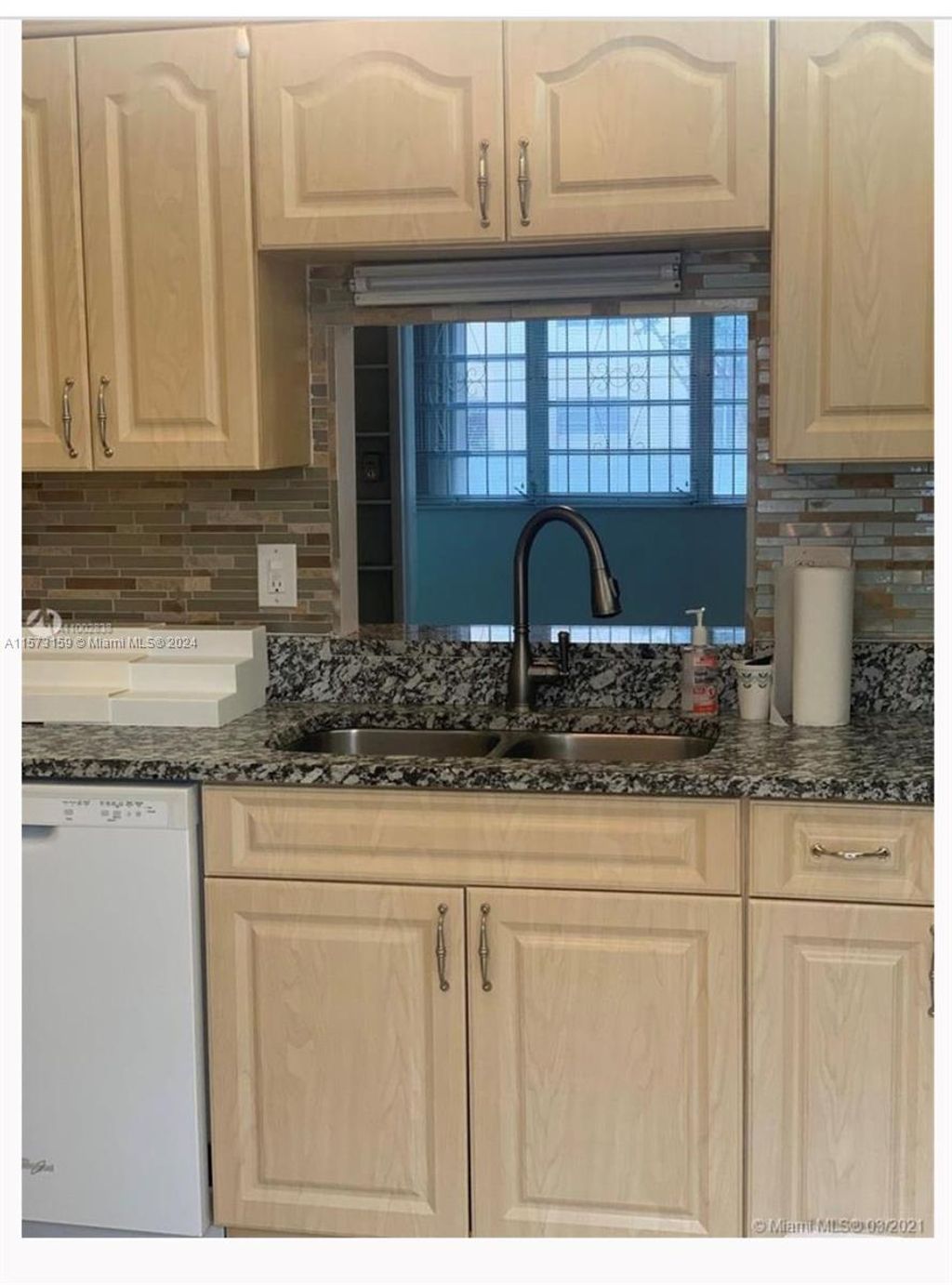 Photo of 232 NE 12th Ave #107, Hallandale Beach, FL 33009 (MLS # A11573159)