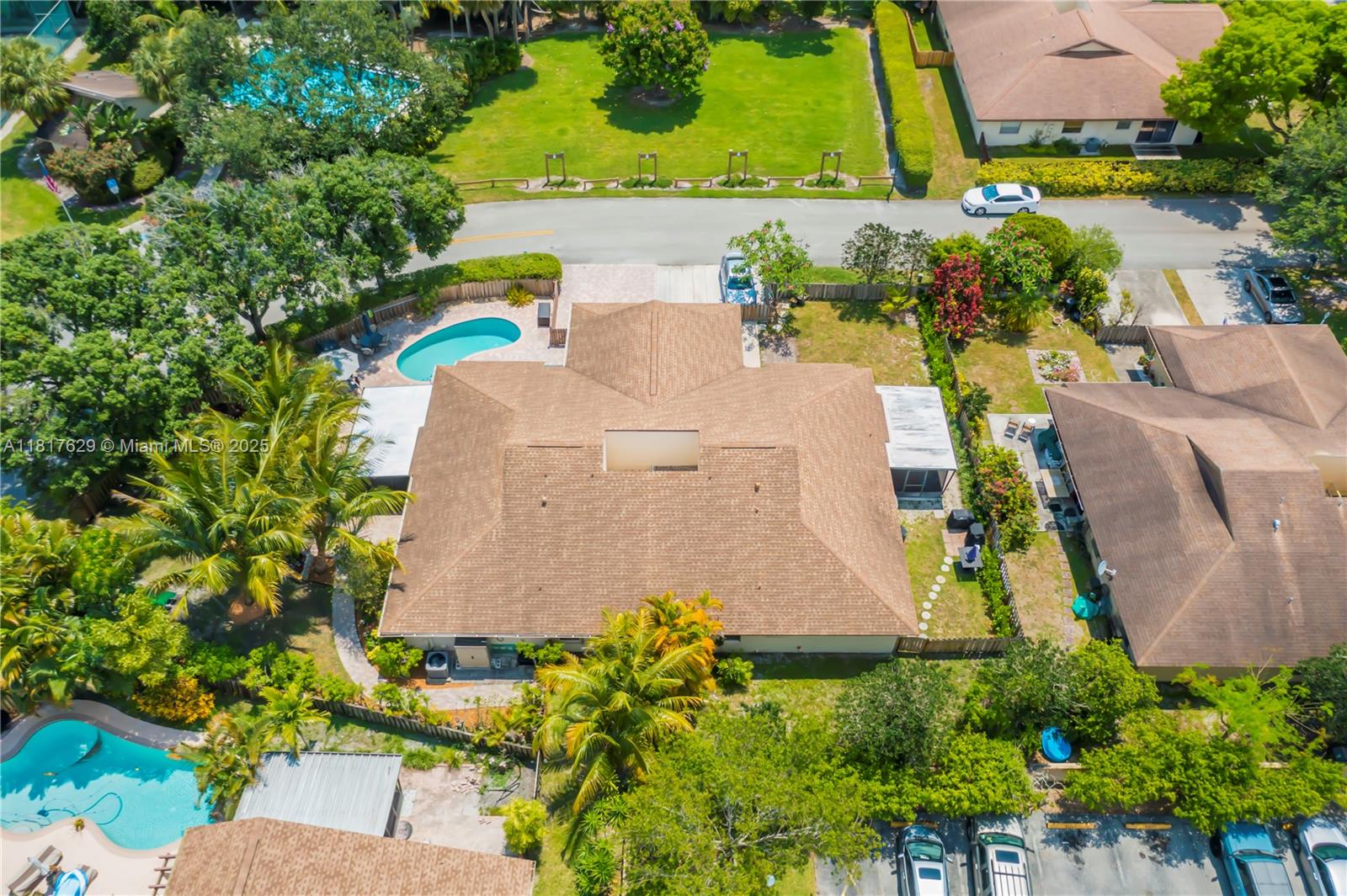 POLYNESIAN VILLAS - Residential