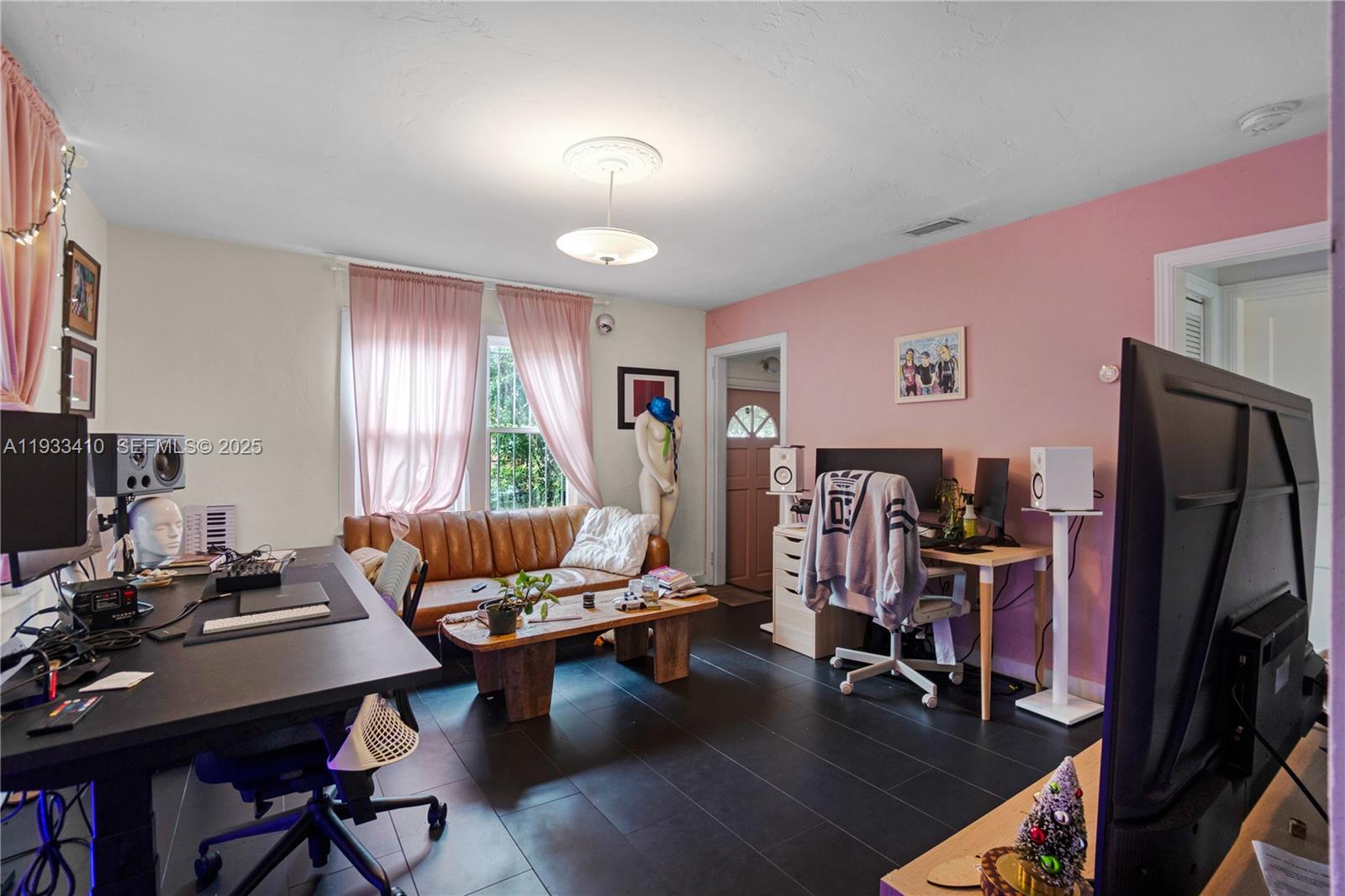 PINEWOOD PARK PL AMD 2ND - Residential Income