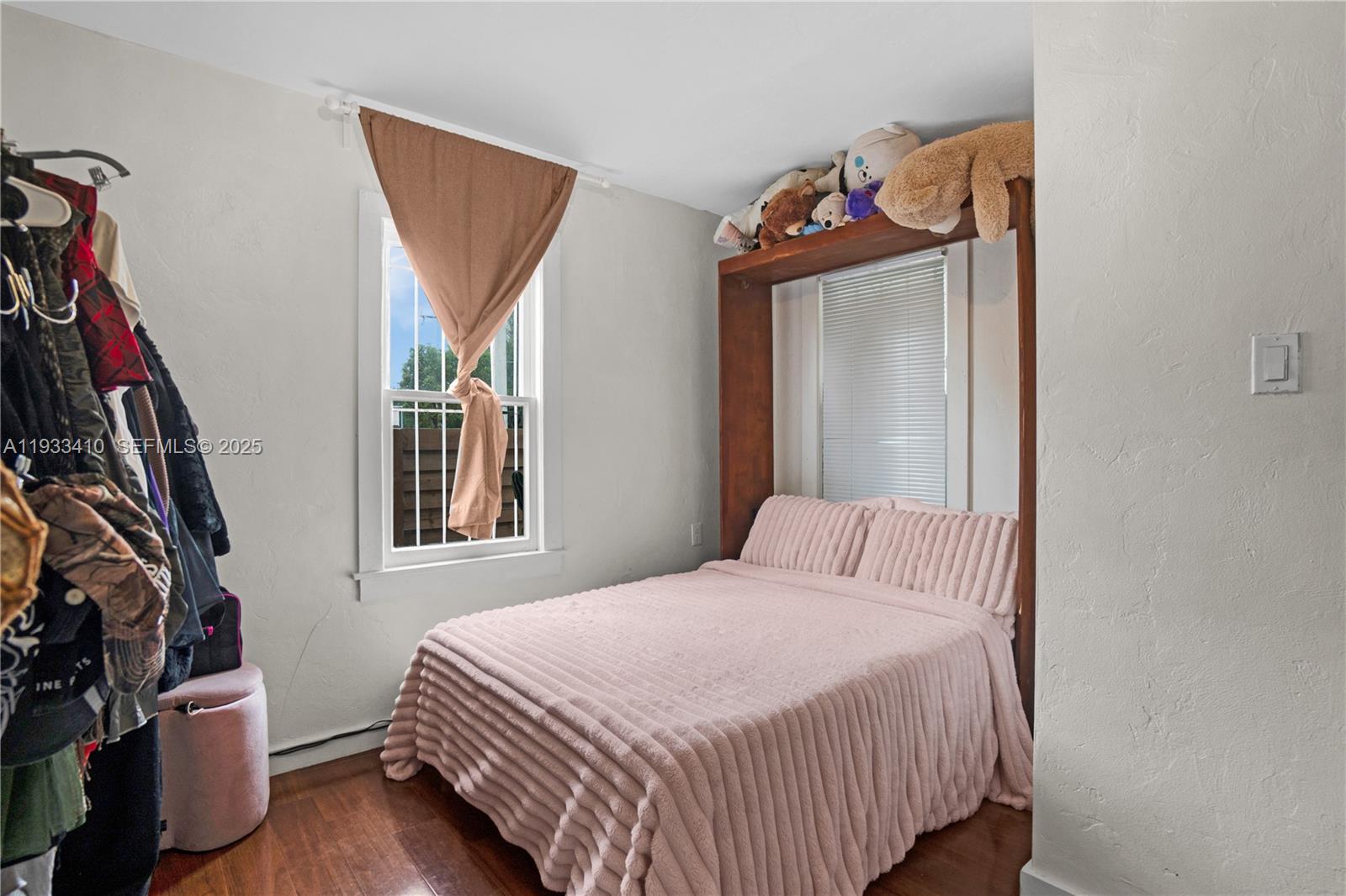 PINEWOOD PARK PL AMD 2ND - Residential Income