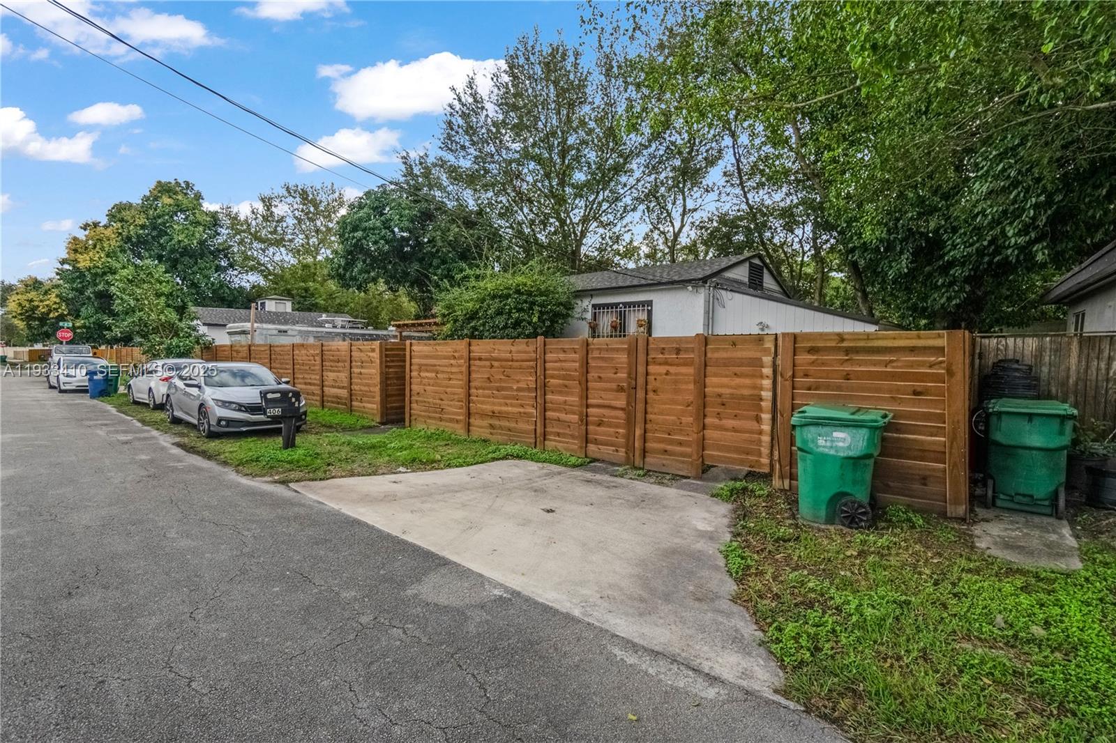 PINEWOOD PARK PL AMD 2ND - Residential Income