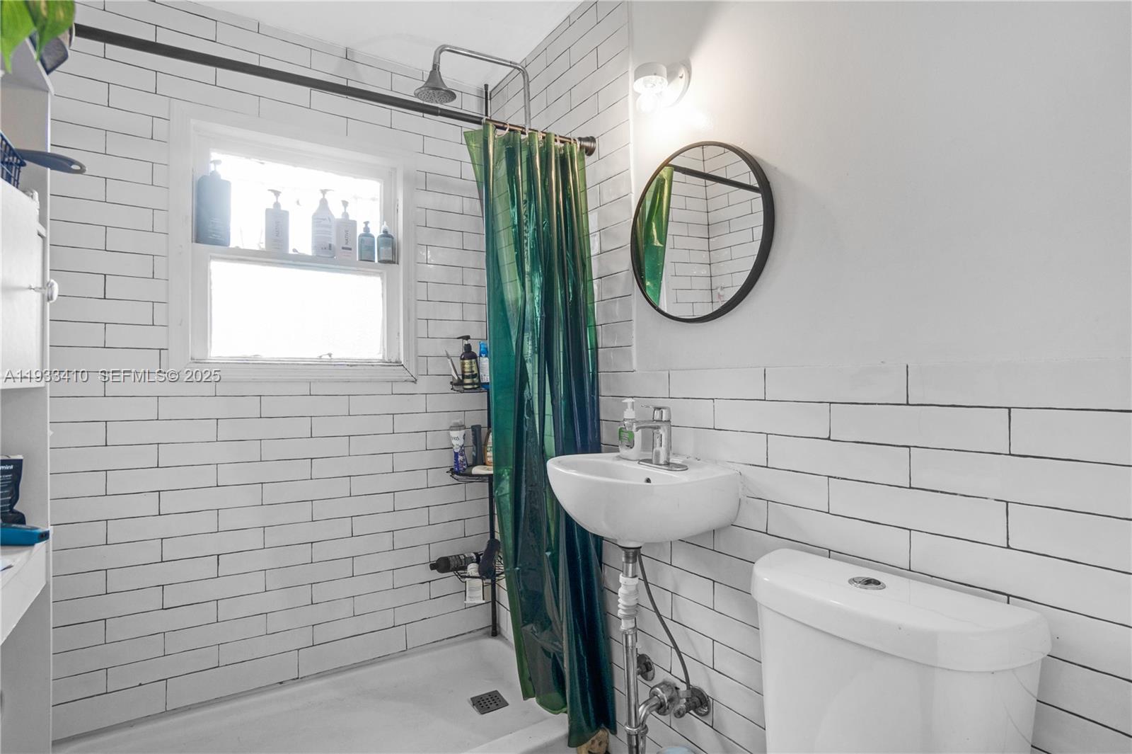 PINEWOOD PARK PL AMD 2ND - Residential Income