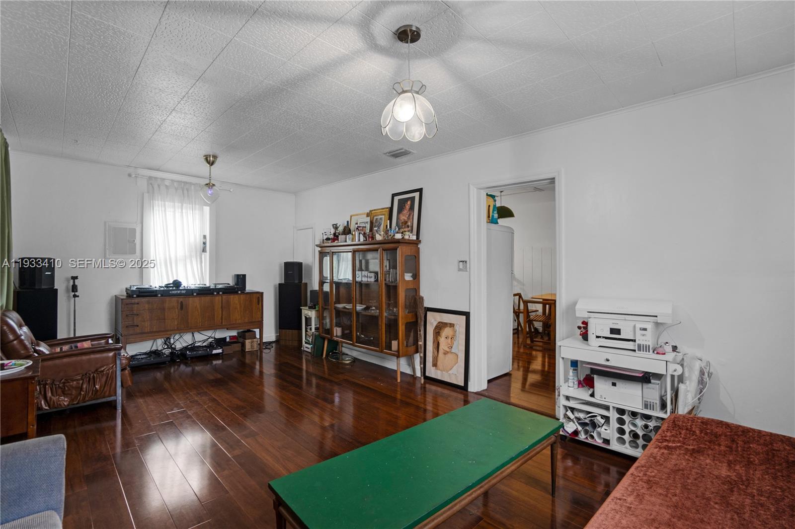 PINEWOOD PARK PL AMD 2ND - Residential Income