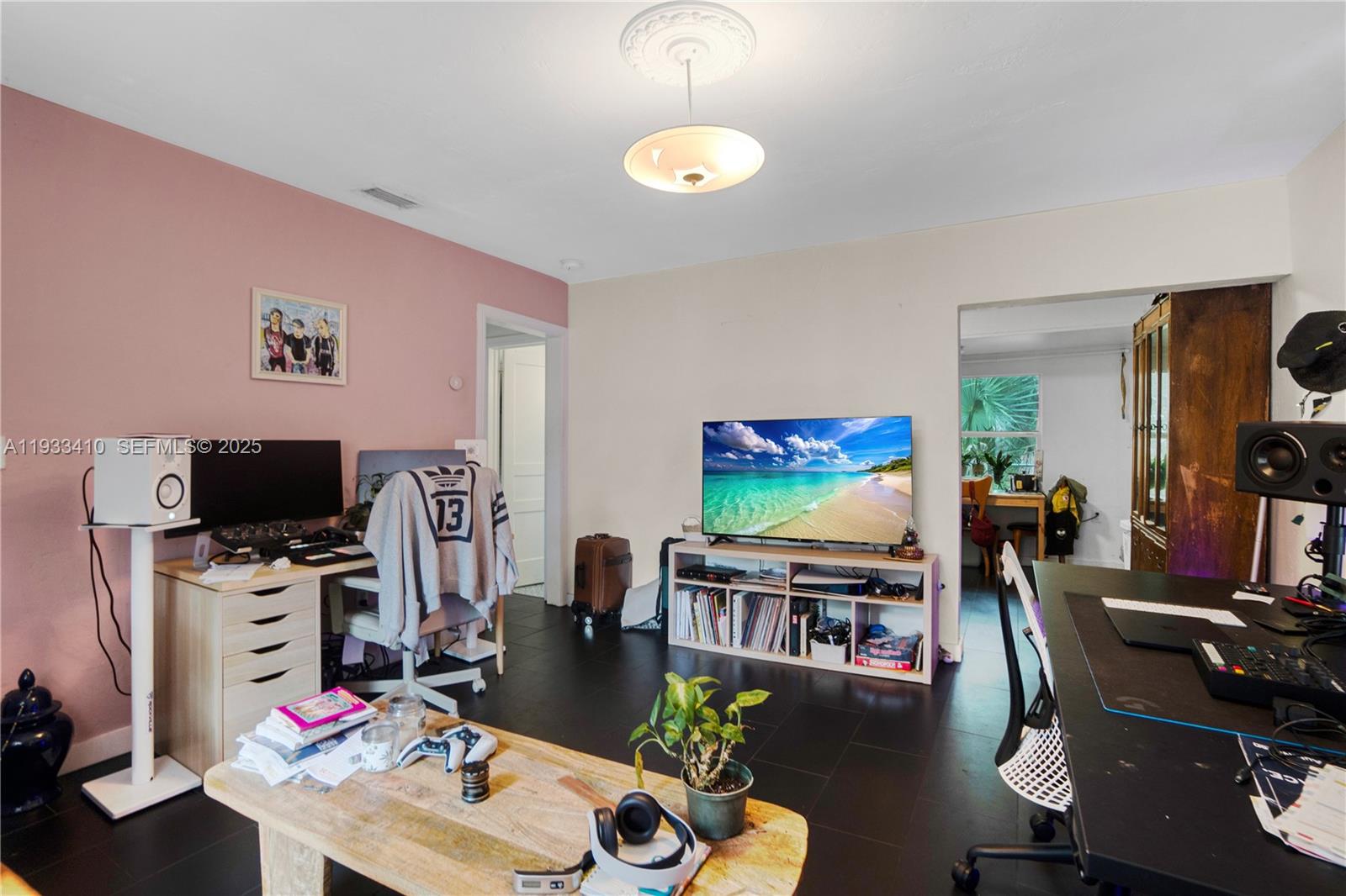 PINEWOOD PARK PL AMD 2ND - Residential Income