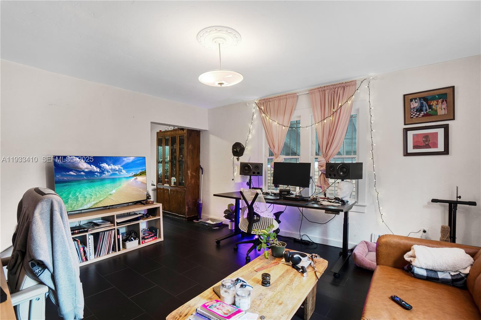 PINEWOOD PARK PL AMD 2ND - Residential Income