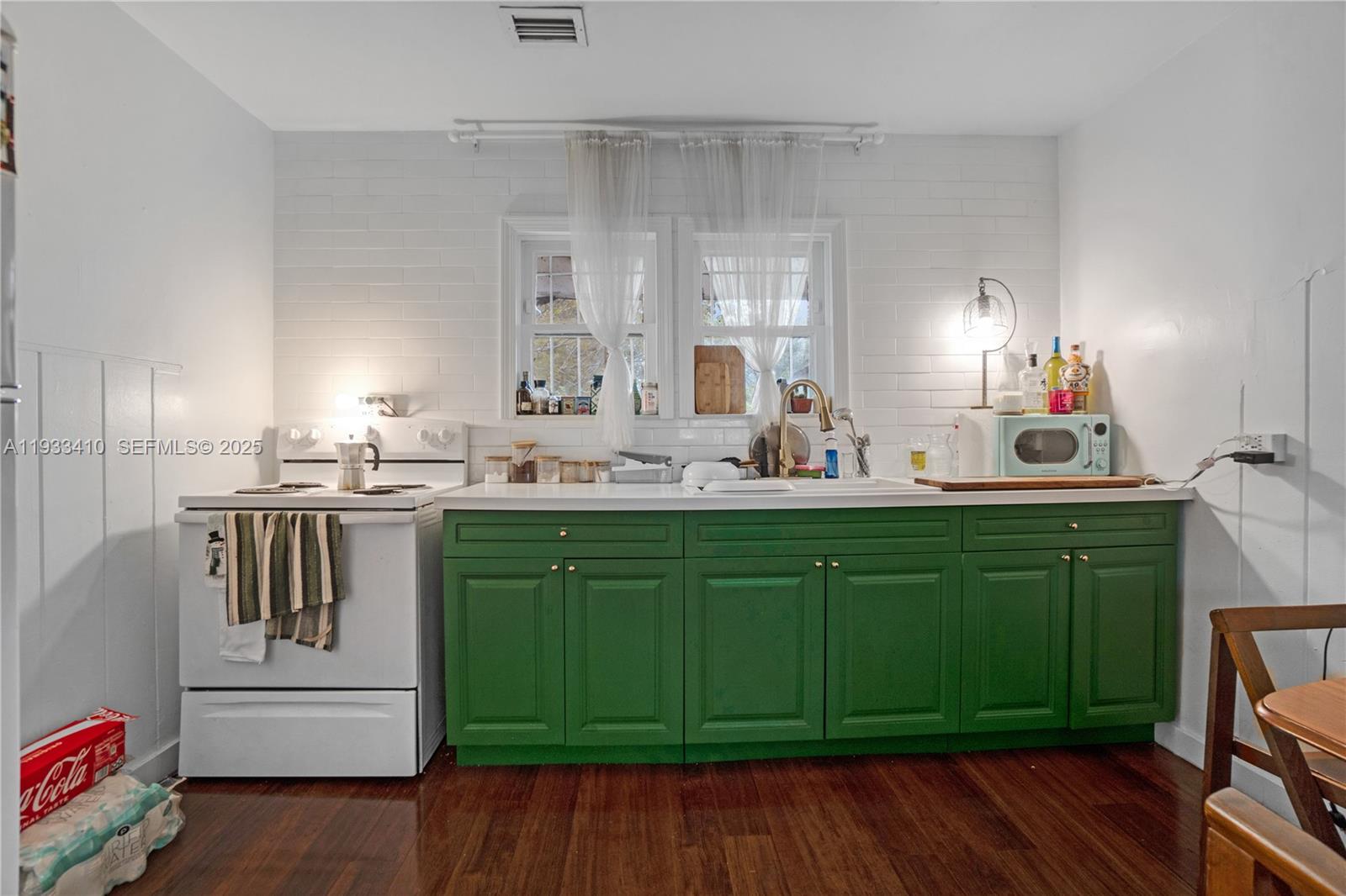 PINEWOOD PARK PL AMD 2ND - Residential Income