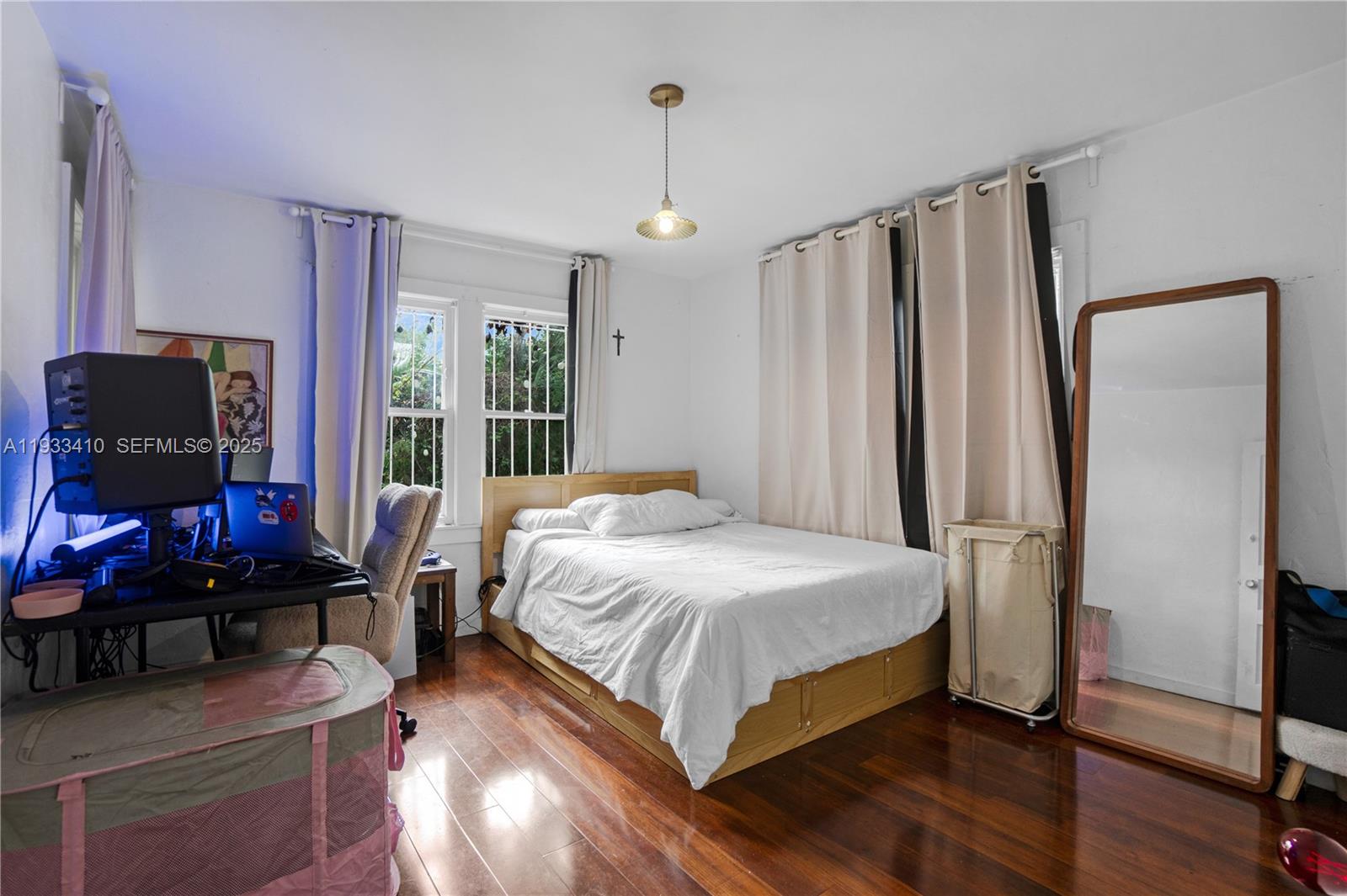 PINEWOOD PARK PL AMD 2ND - Residential Income