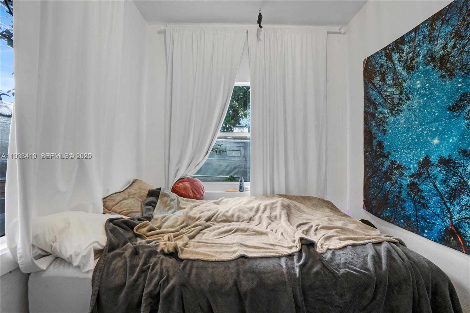 PINEWOOD PARK PL AMD 2ND - Residential Income