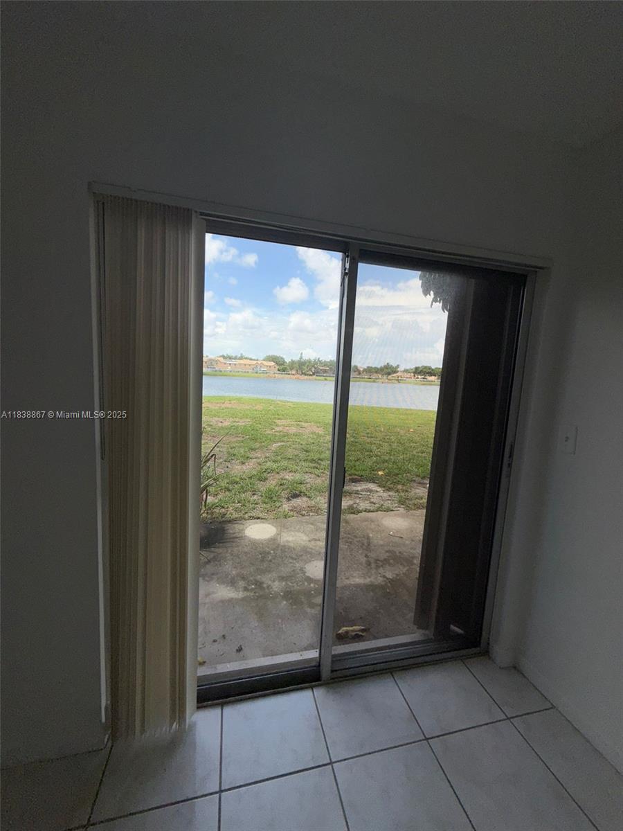 8560 N Sherman Cir 105