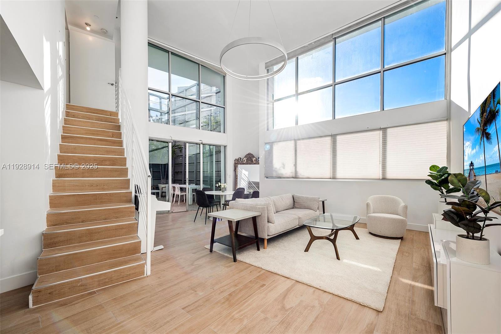 ILONA CONDO - Residential Lease