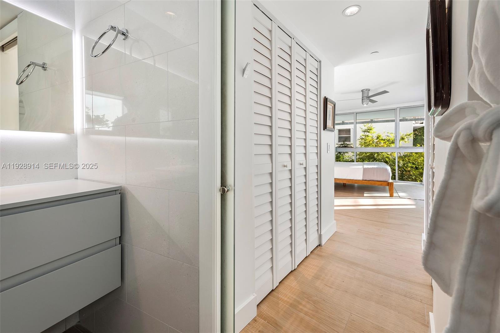 ILONA CONDO - Residential Lease