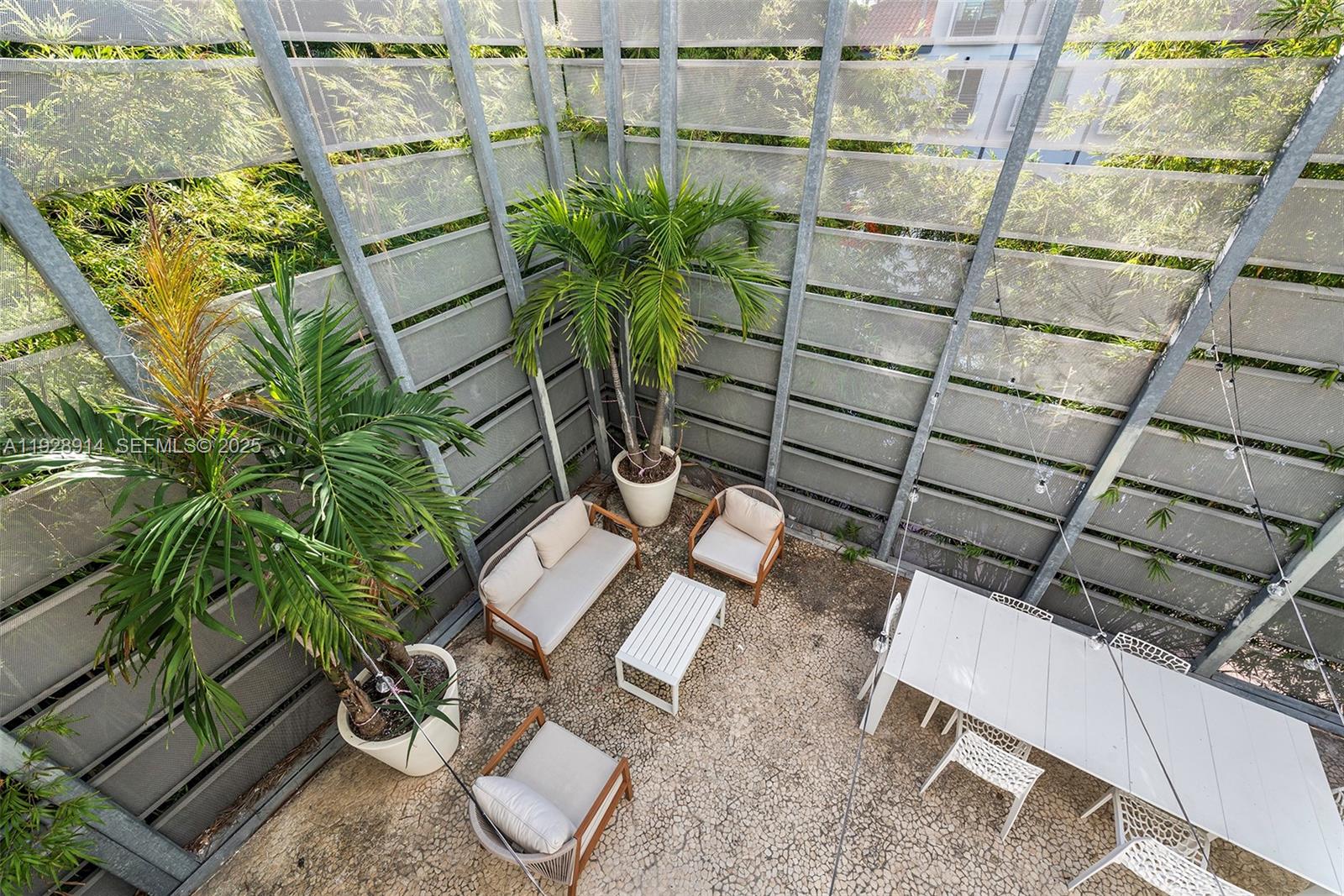 ILONA CONDO - Residential Lease