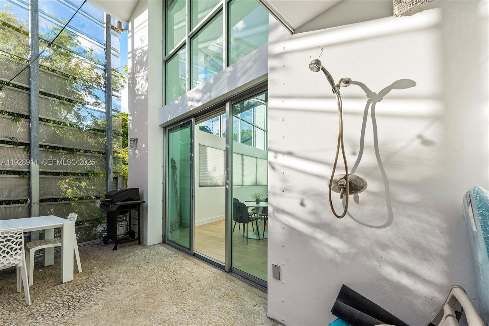 ILONA CONDO - Residential Lease