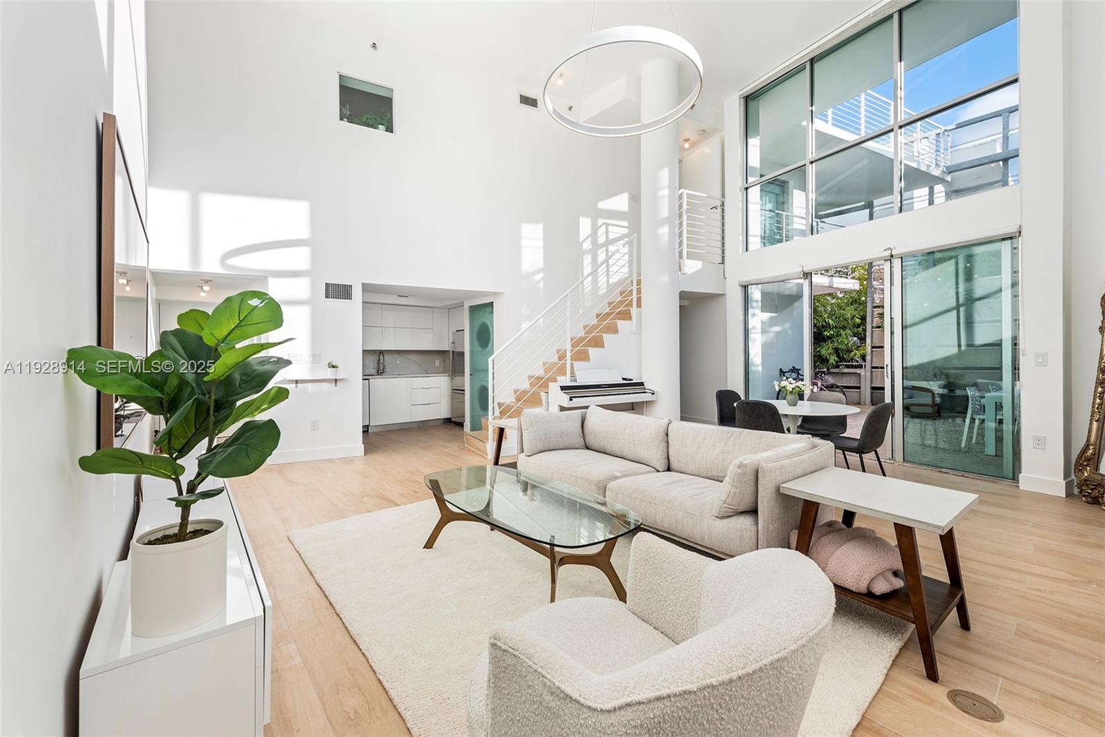 ILONA CONDO - Residential Lease