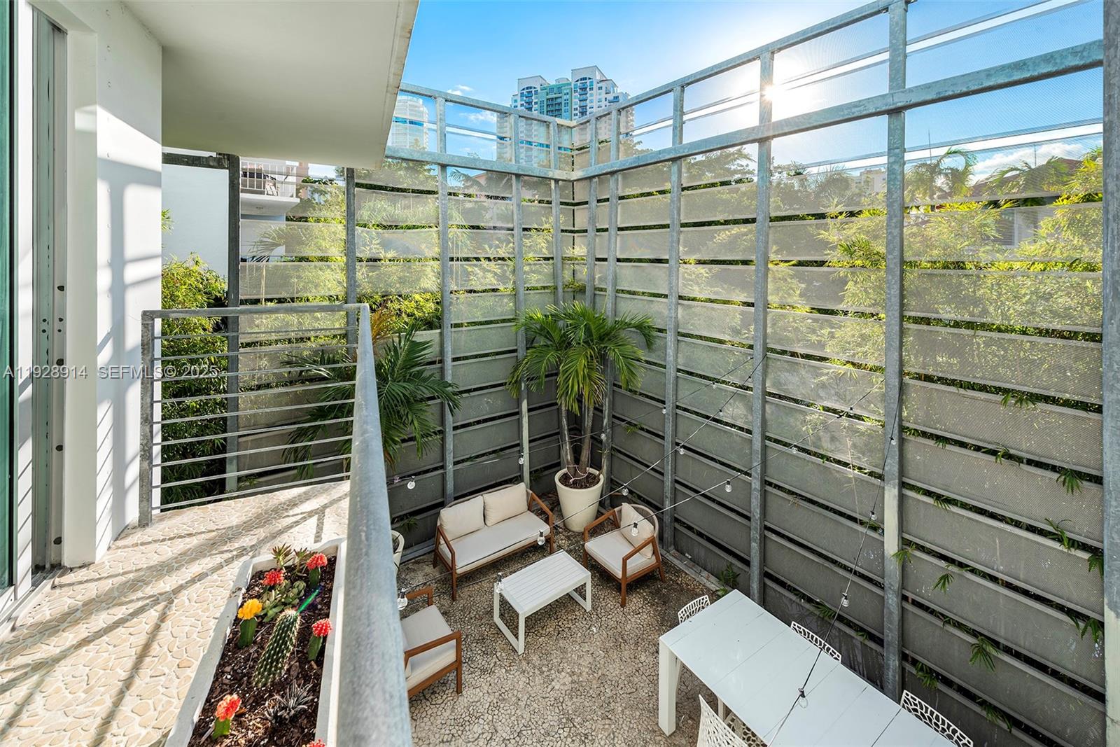 ILONA CONDO - Residential Lease