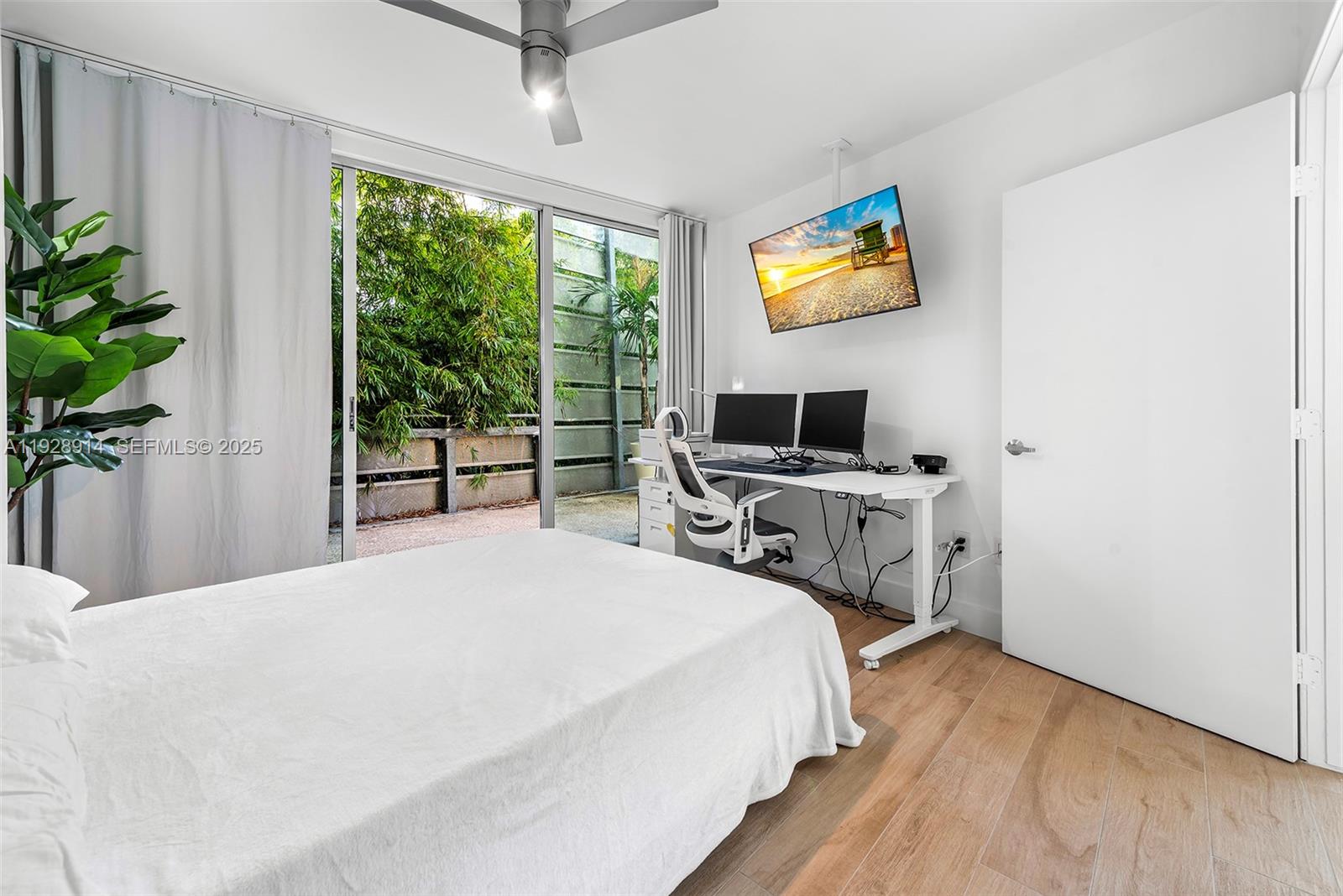 ILONA CONDO - Residential Lease