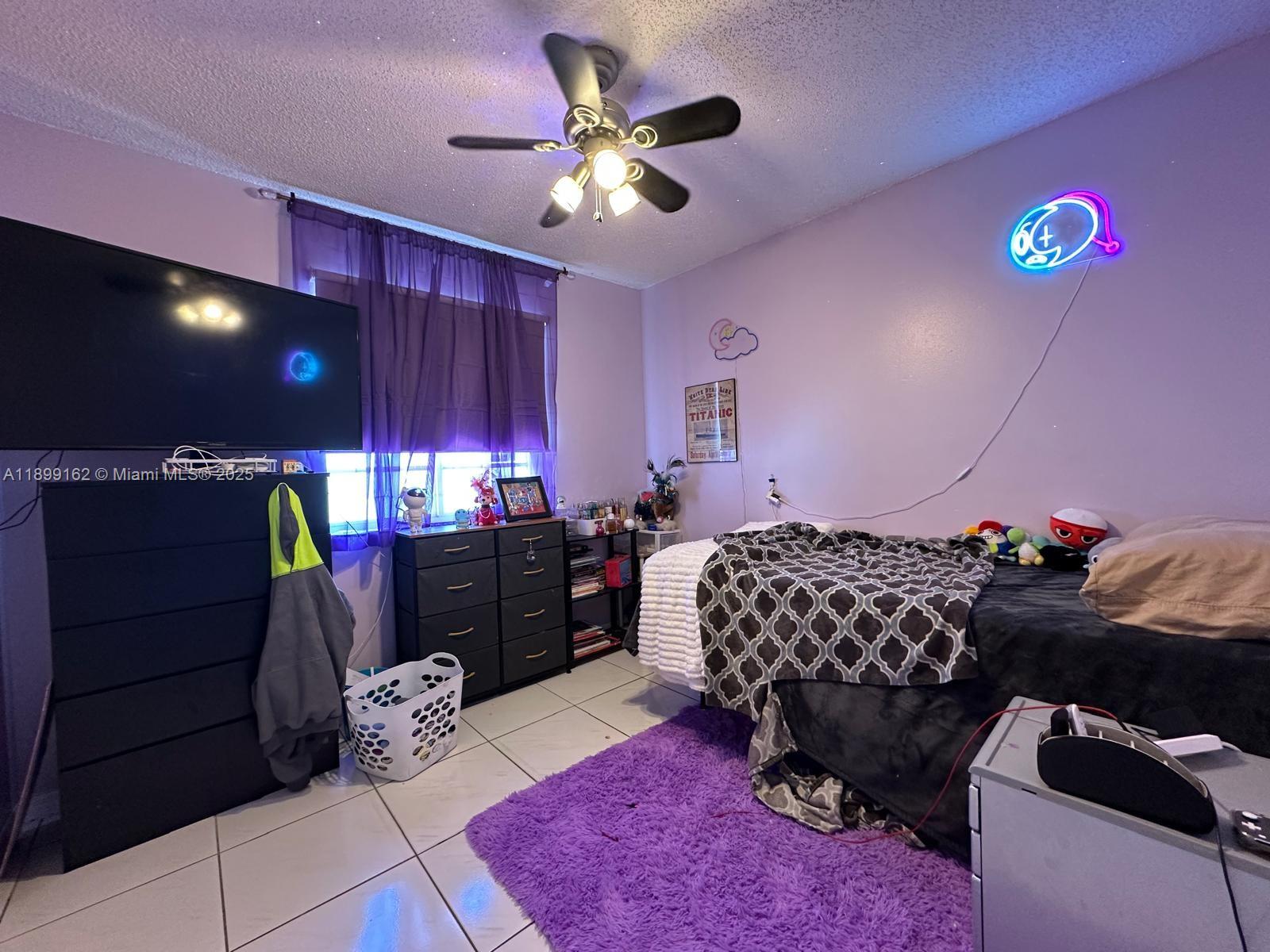 ADVENTURE HOMES - Residential