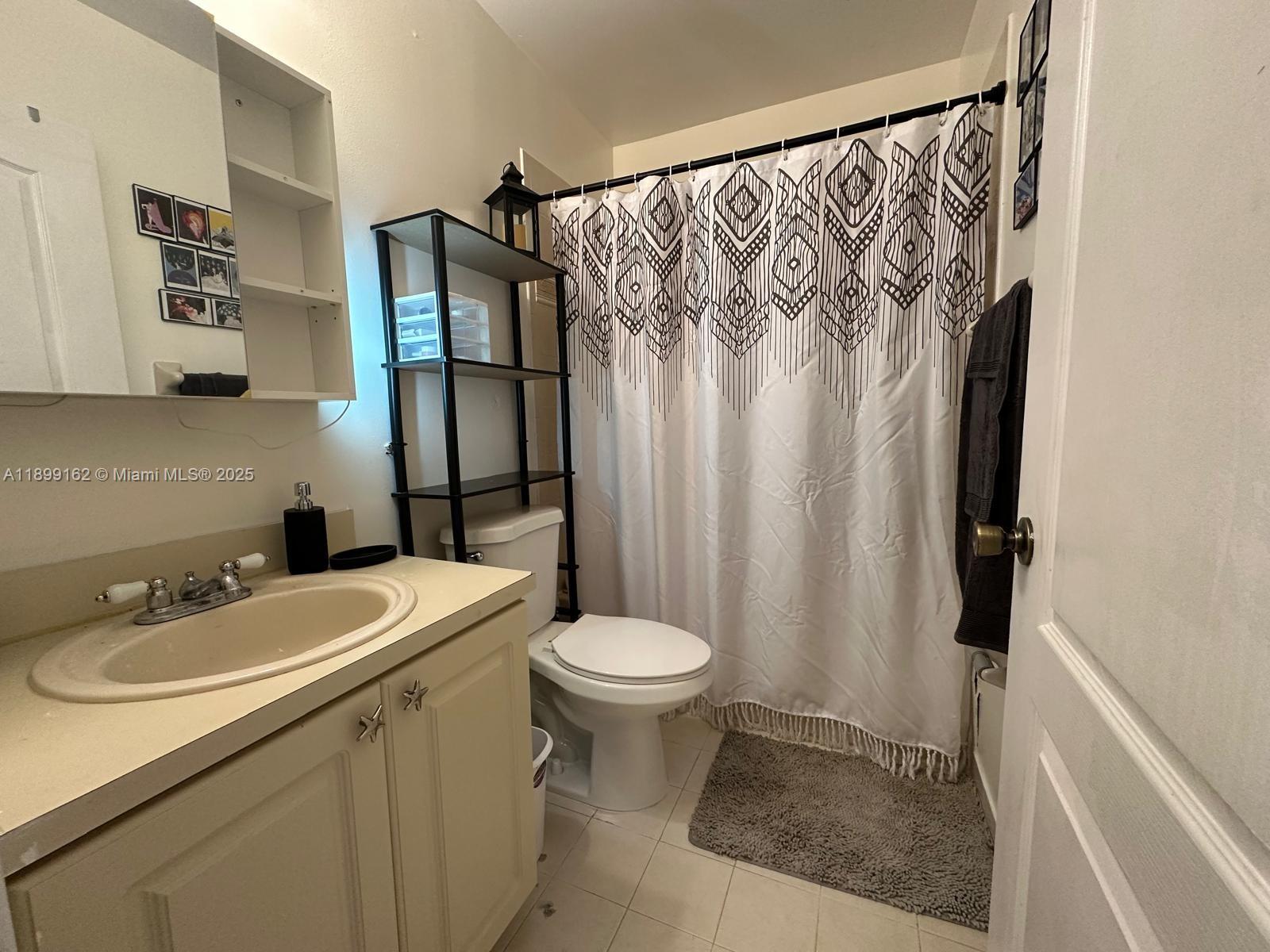 ADVENTURE HOMES - Residential