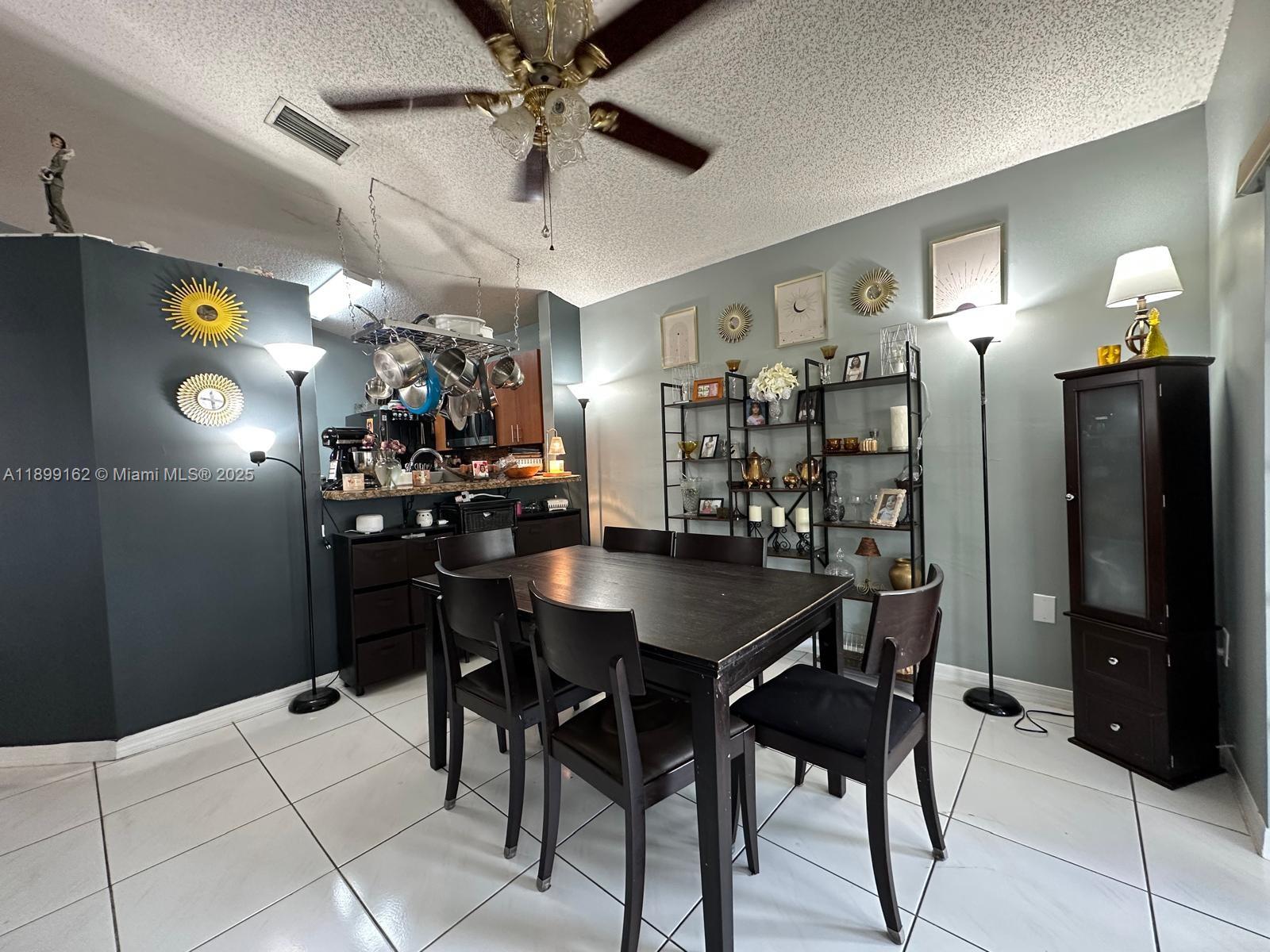 14841 SW 141st Ter, Miami, FL, 33196/$500,000 3 14841 SW 141st Ter