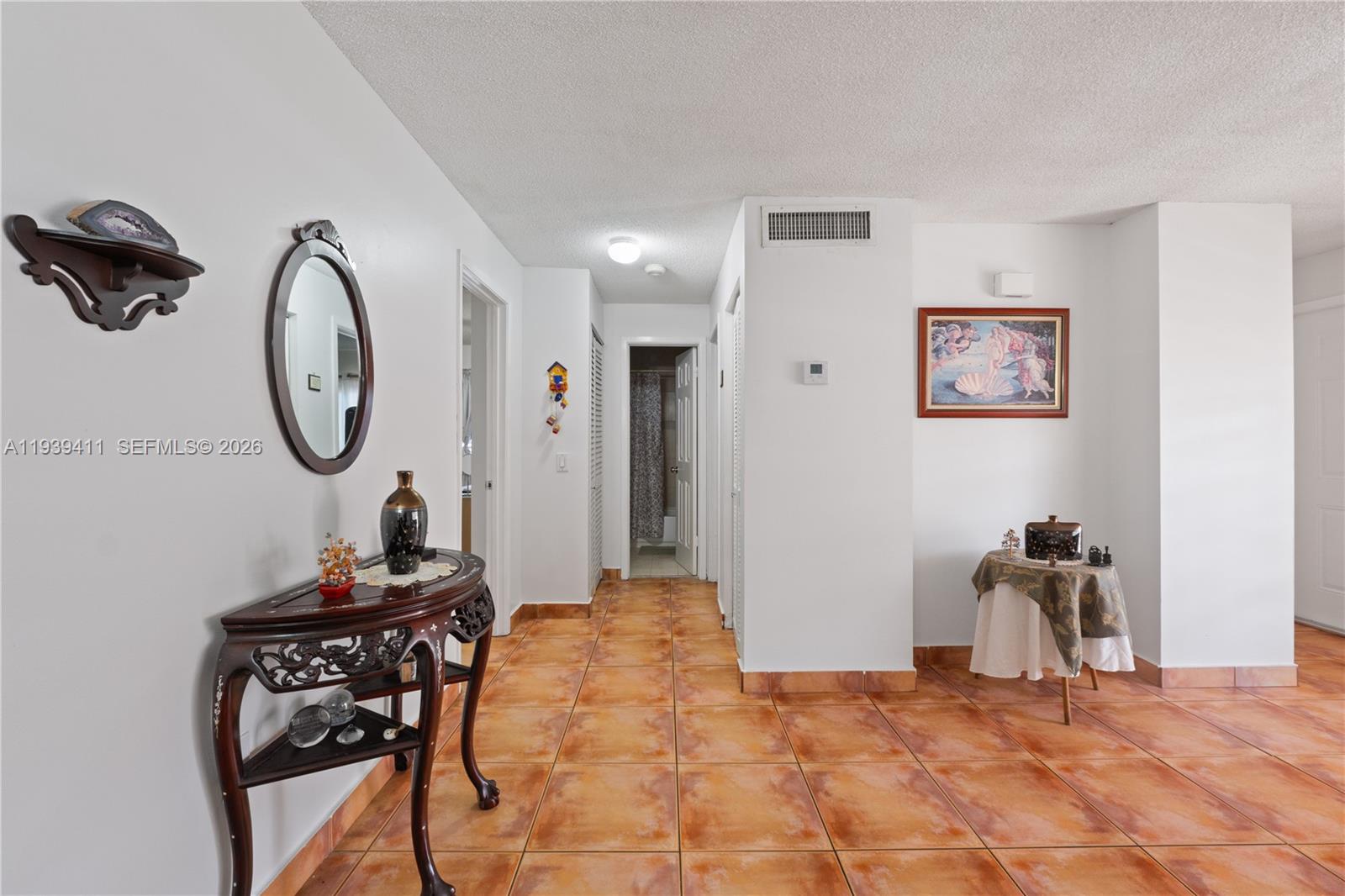 SOUTH LAKE VILLAS CONDO - Residential