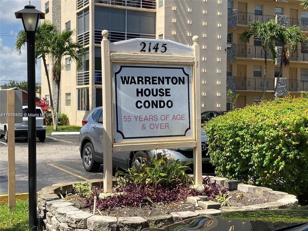WARRENTON HOUSE CONDO - Residential