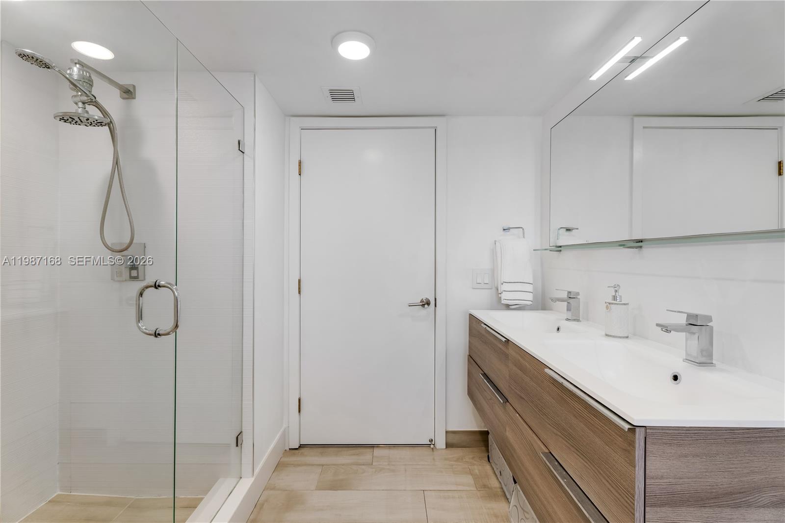 THE IVORY RESIDENCE CONDO - Residential