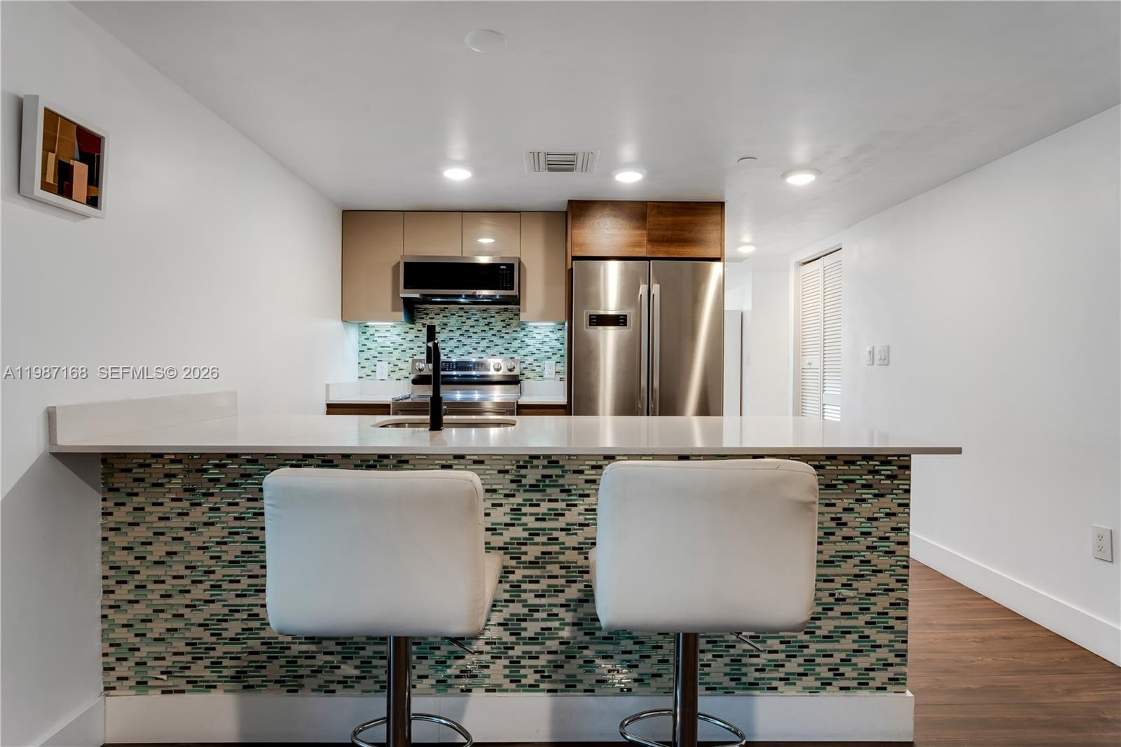THE IVORY RESIDENCE CONDO - Residential