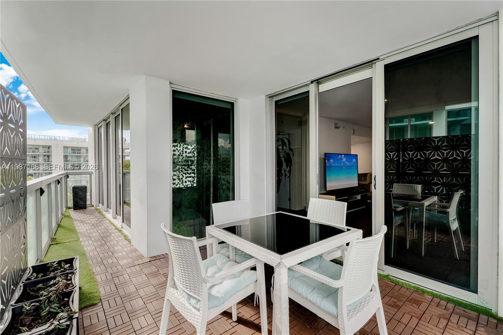 THE IVORY RESIDENCE CONDO - Residential