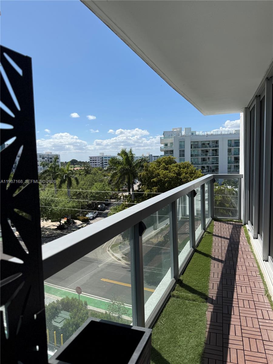 THE IVORY RESIDENCE CONDO - Residential